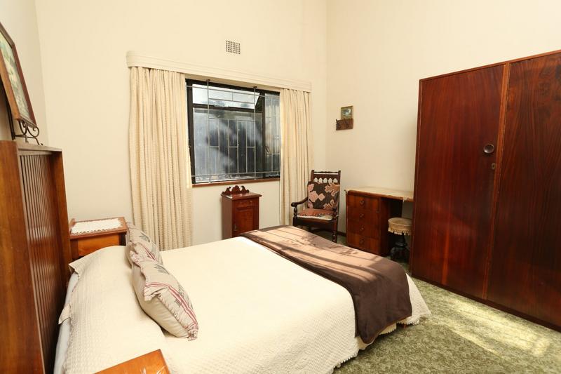 5 Bedroom Property for Sale in Mossel Bay Central Western Cape